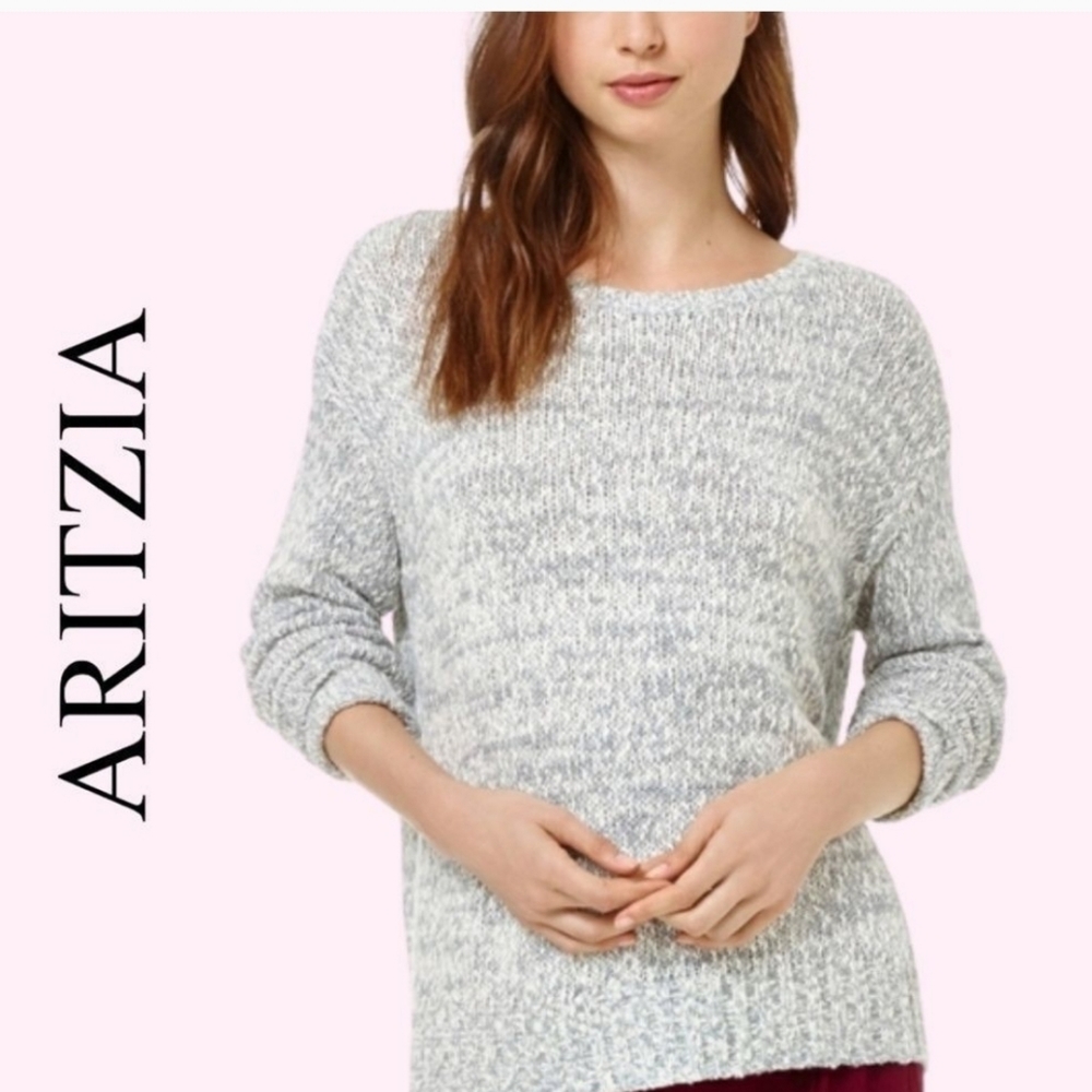 Aritzia Talula Crewneck White Pullover Soft  Sweater